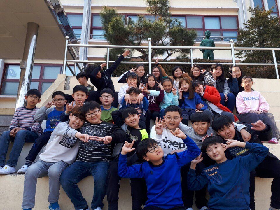   새샘반 : 소개- Classting 가평초등학교 5 - 새샘반 - 클래스팅