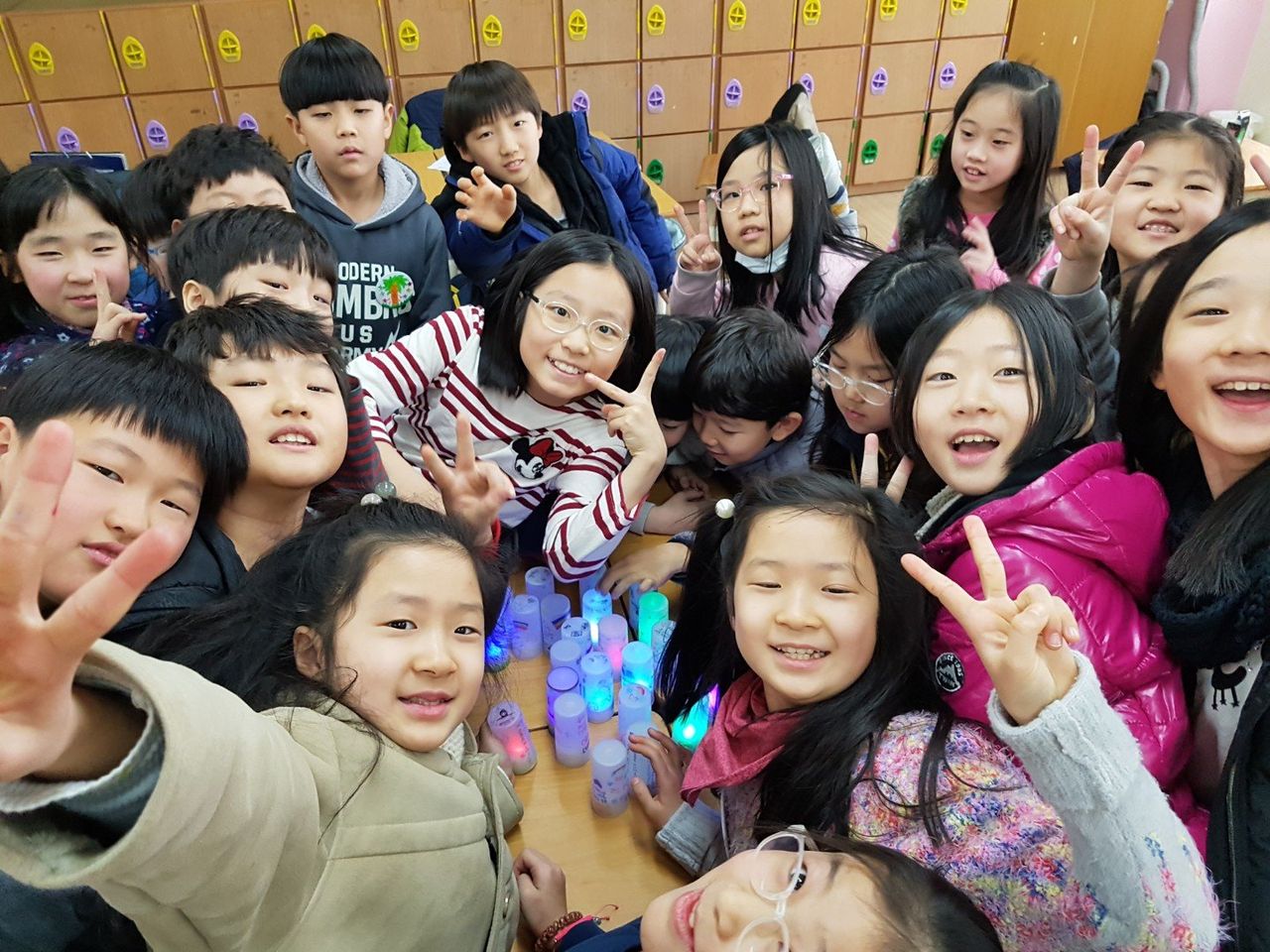   4 : 소개- Classting 초당초등학교 3 - 4 - 클래스팅